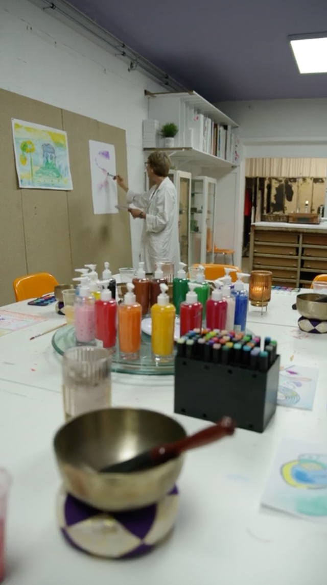Materials and traces from the atelier.
