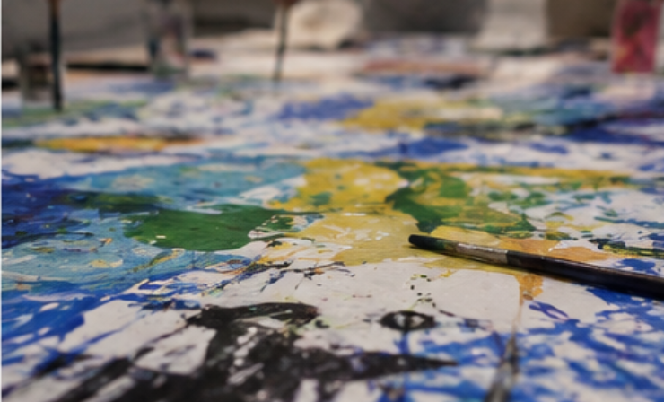 Visual traces gathered after an artist-led atelier.